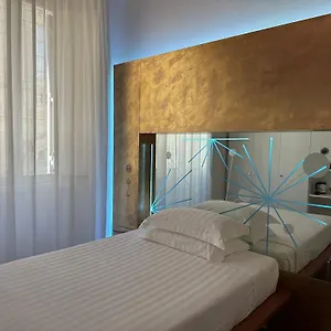 Trecento Hotel Roma